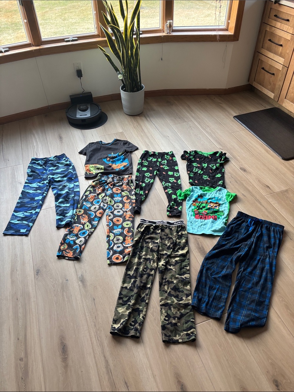 💤Boys size 8 pajama lot💤